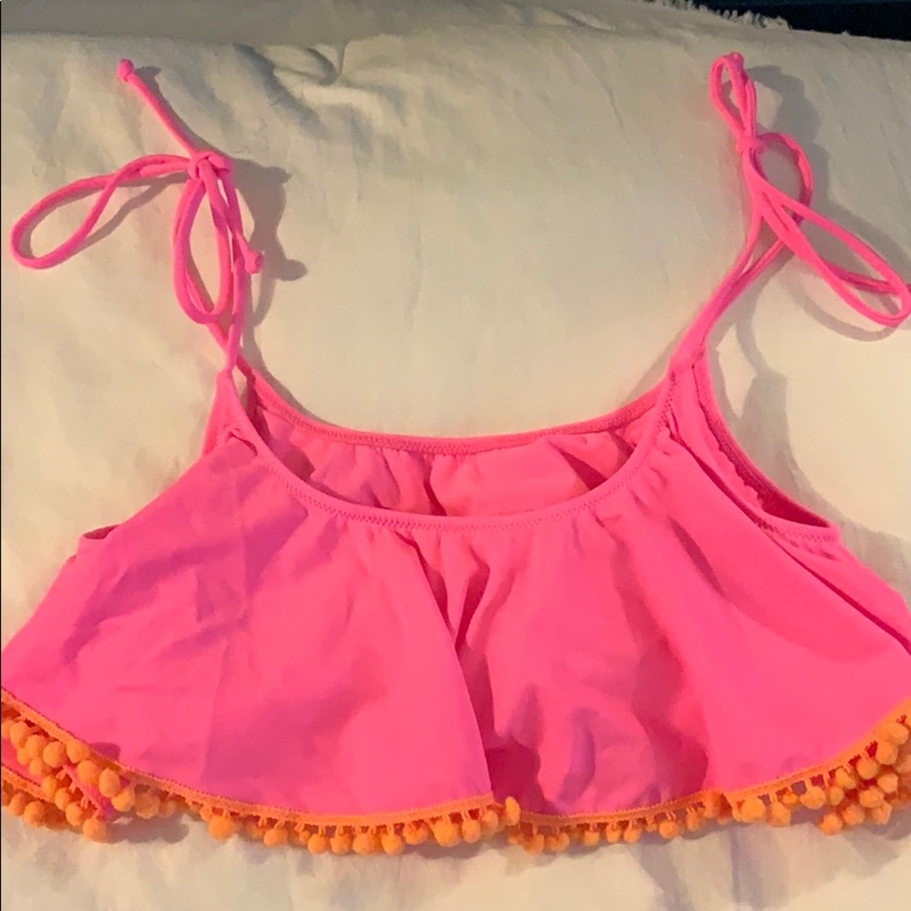 Pink bathing suit top w adjustable straps